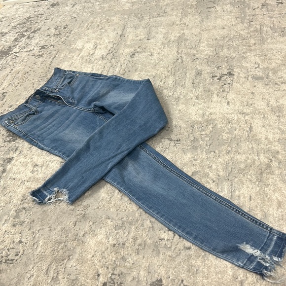 CALVIN KLEIN DISTRESSED SKINNY JEANS - Picture 5 of 6